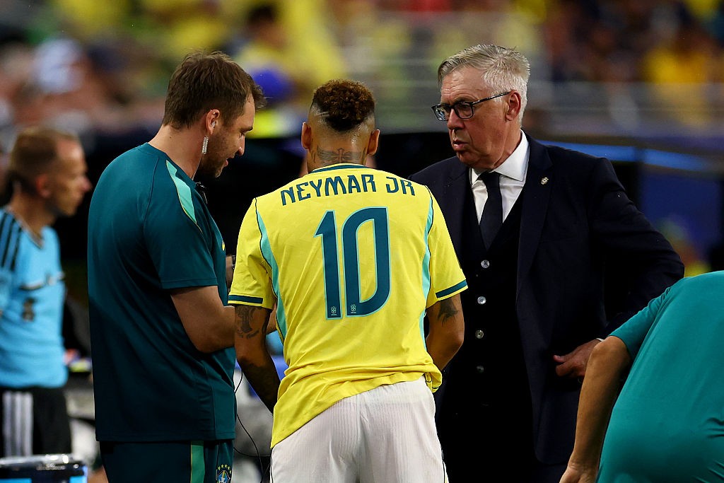 Ancelotti não revela escalação, mas indica possibilidade de Neymar entrar contra Japão