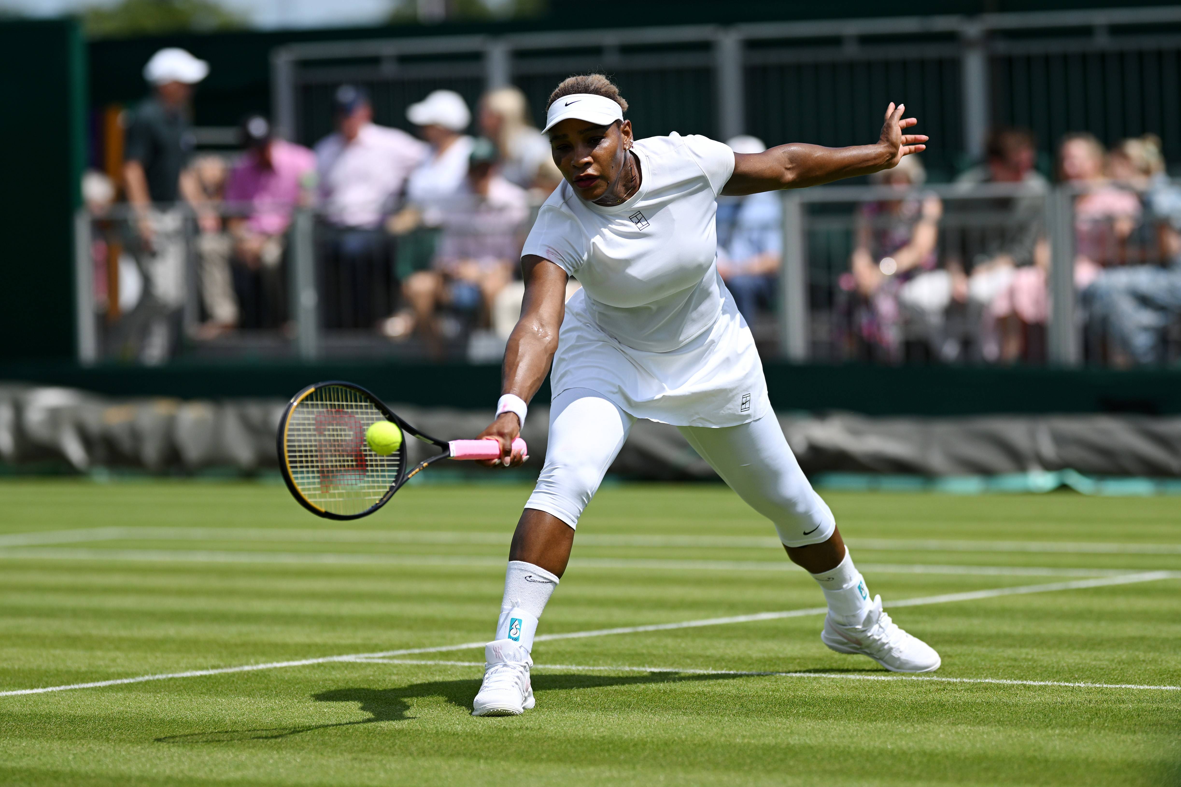 Na volta às quadras, Serena Williams é eliminada na primeira fase de Wimbledon