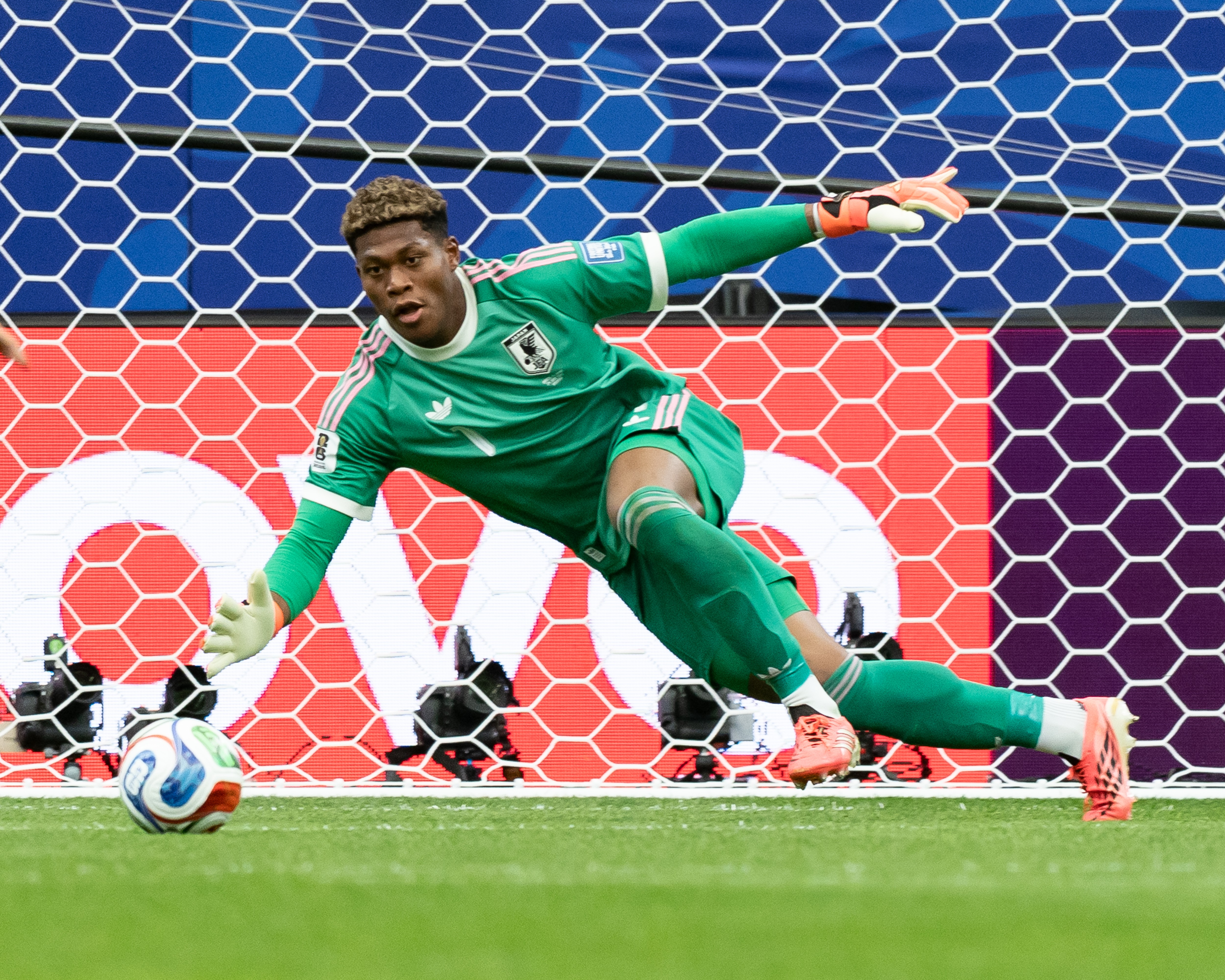 A série brasileira que fez goleiro do Japão ganhar destaque em jogo na Copa