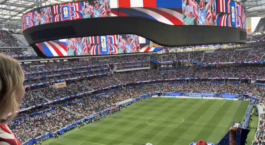 O ex-jogador mais vaiado no estádio de Los Angeles