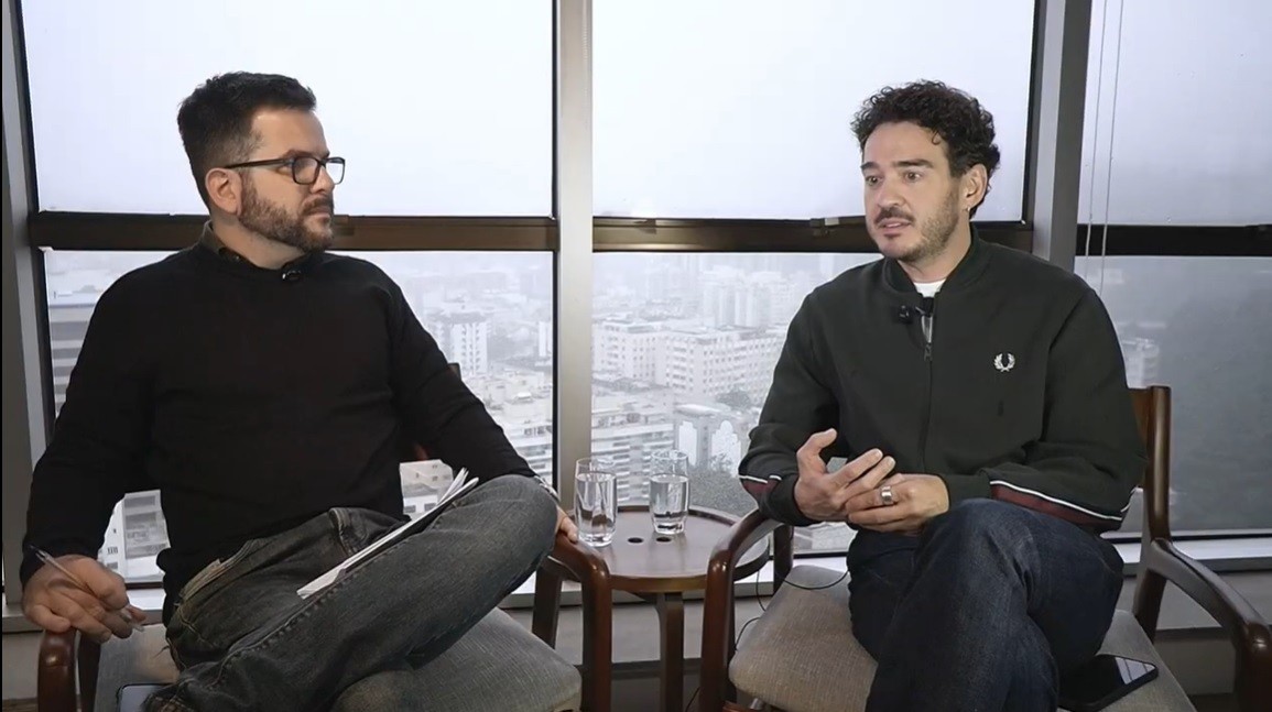 Marcos Veras fala de machismo, patriarcado, humor e relação com o filho