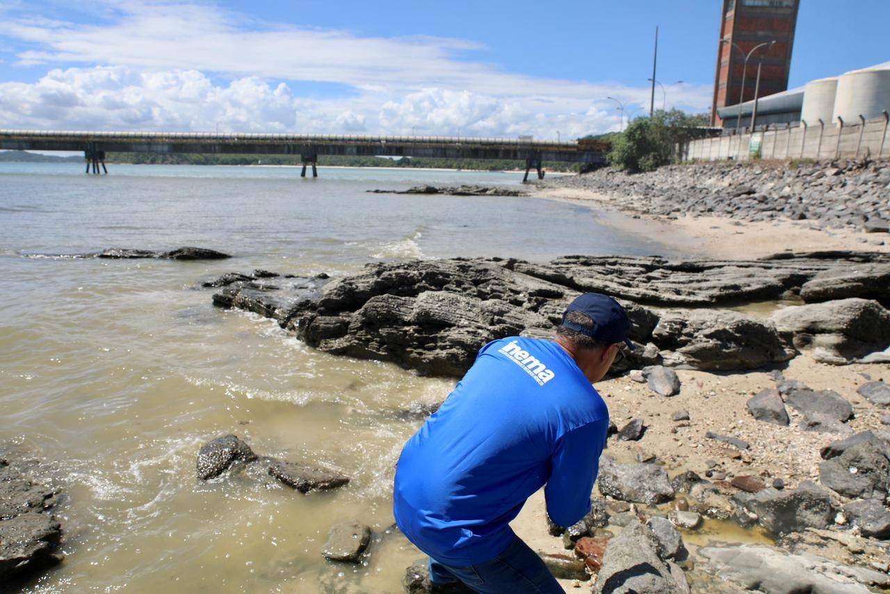 MPF abre inquérito para investigar impacto de acidente ambiental em praia da Bahia