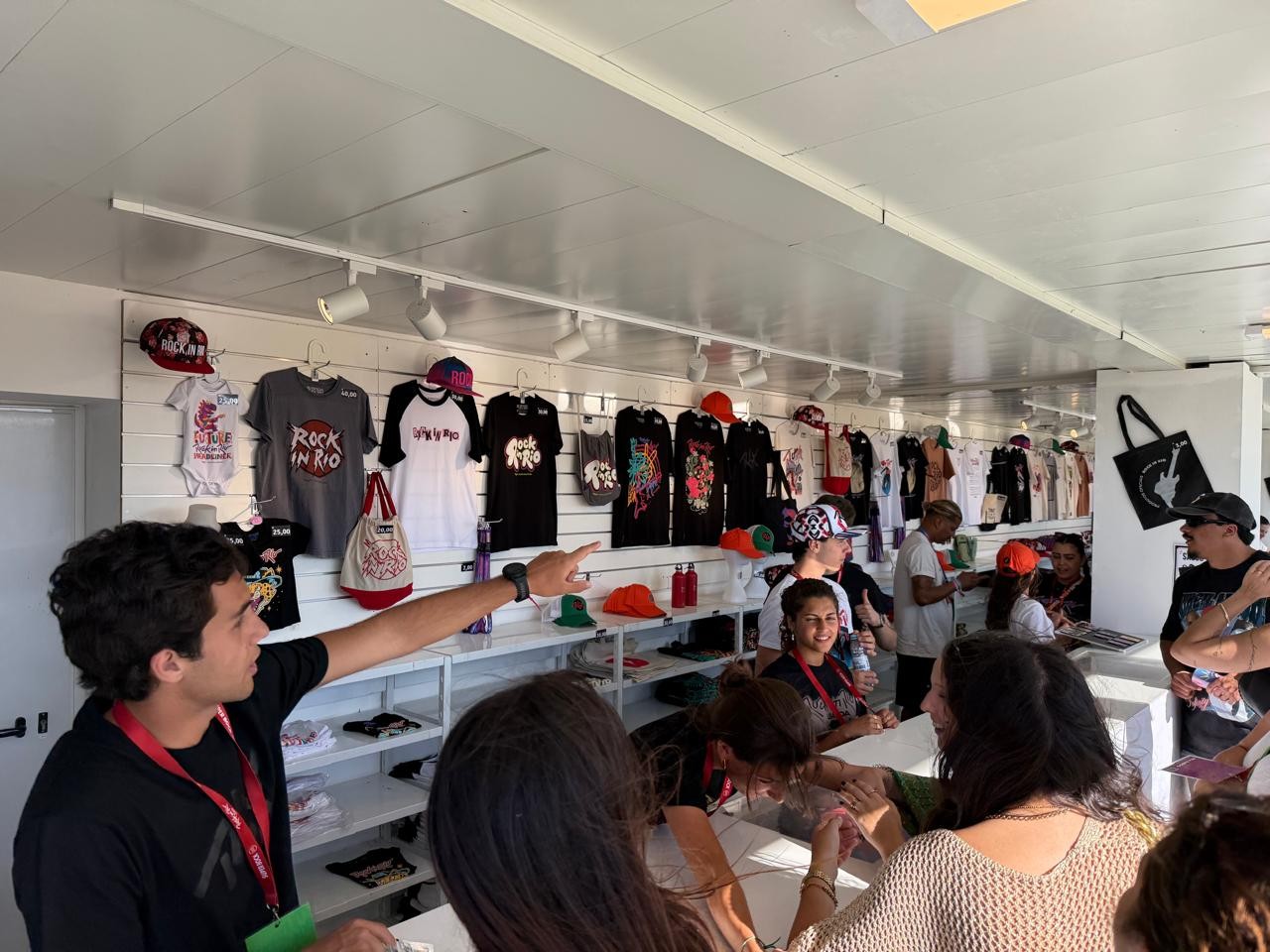 O curioso produto que esgotou nas vendas do Rock in Rio Lisboa