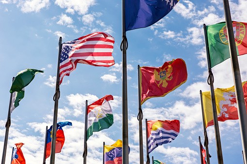 Pessimismo e desilusão: apenas cinco países acreditam estar na direção certa, diz pesquisa