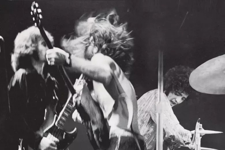 A banda desprezada pelos críticos que conseguiu desbancar os Beatles