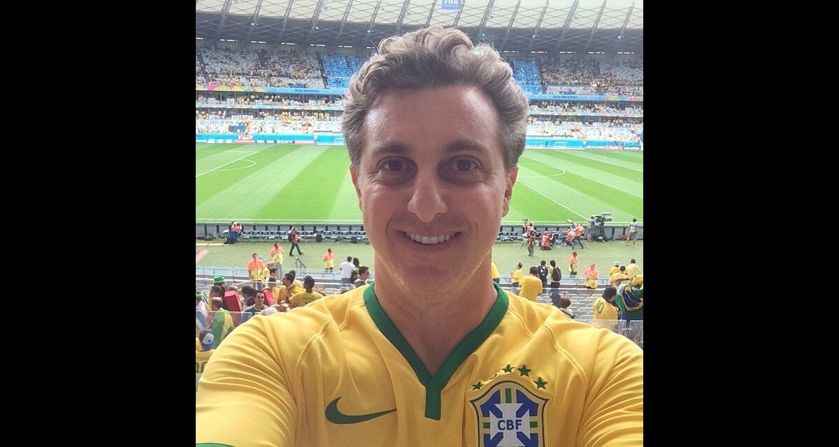 A onipresença de Luciano Huck nos bastidores da Seleção Brasileira