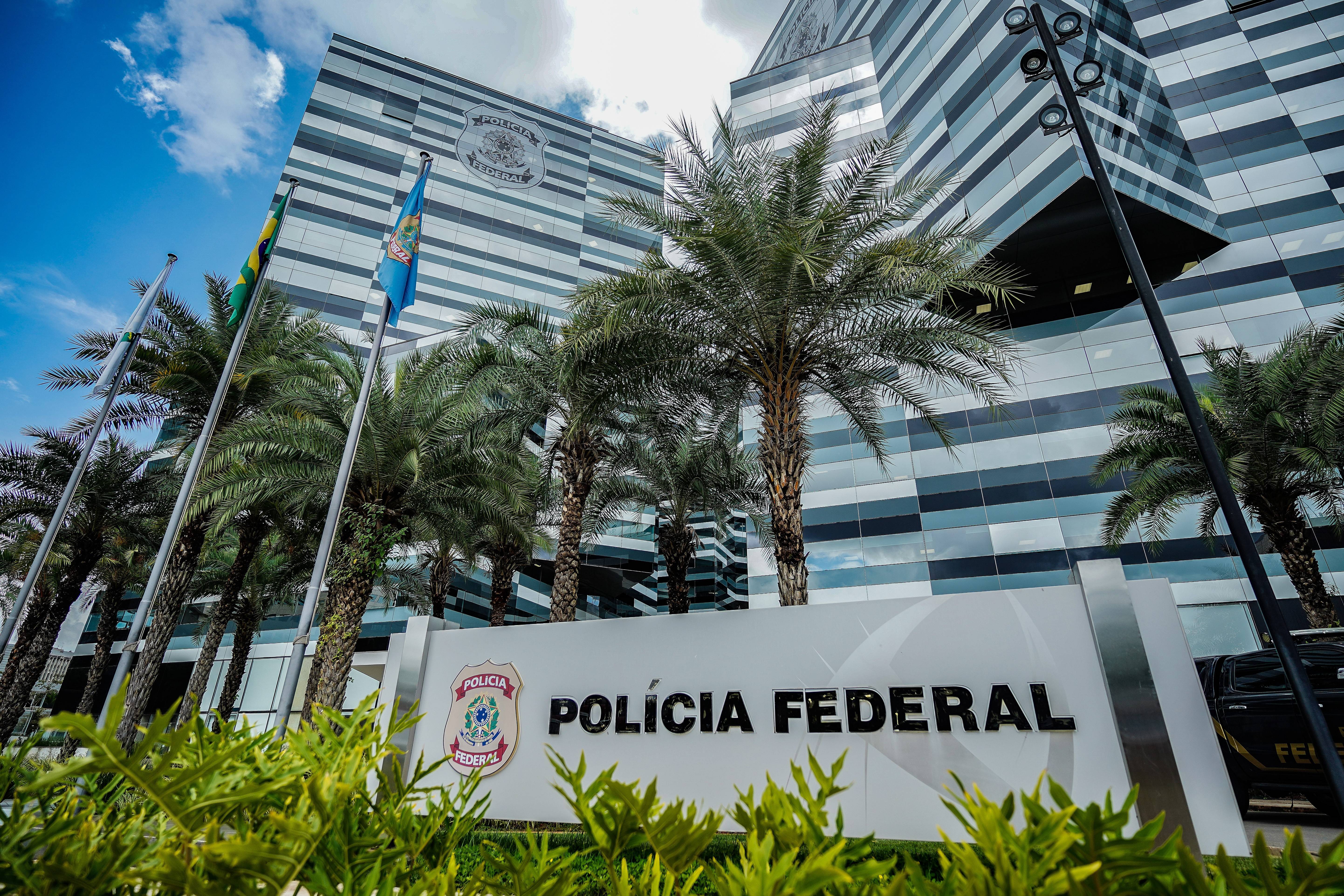 PF faz operação contra grupo alvo de sanção dos EUA por ligação com PCC