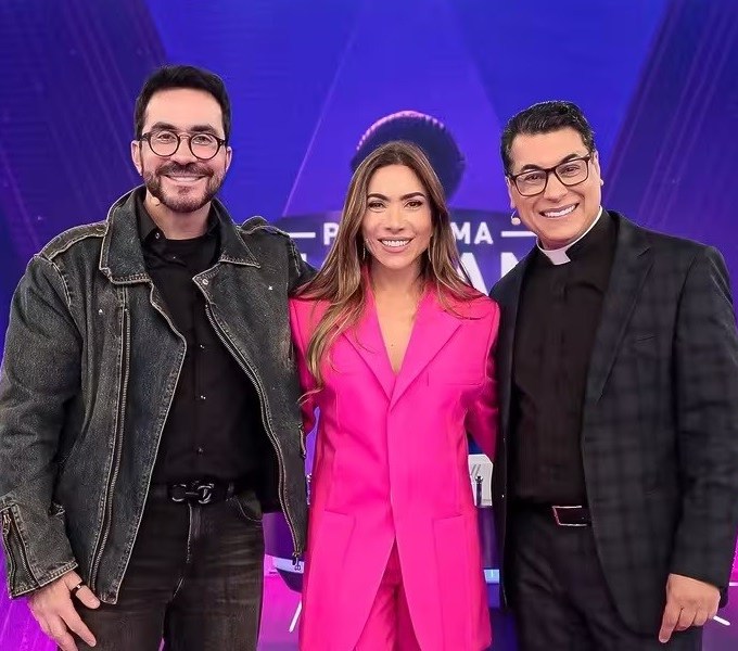 Padres Fabio de Melo e Chrystian Shankar surpreendem e doam cachê no SBT