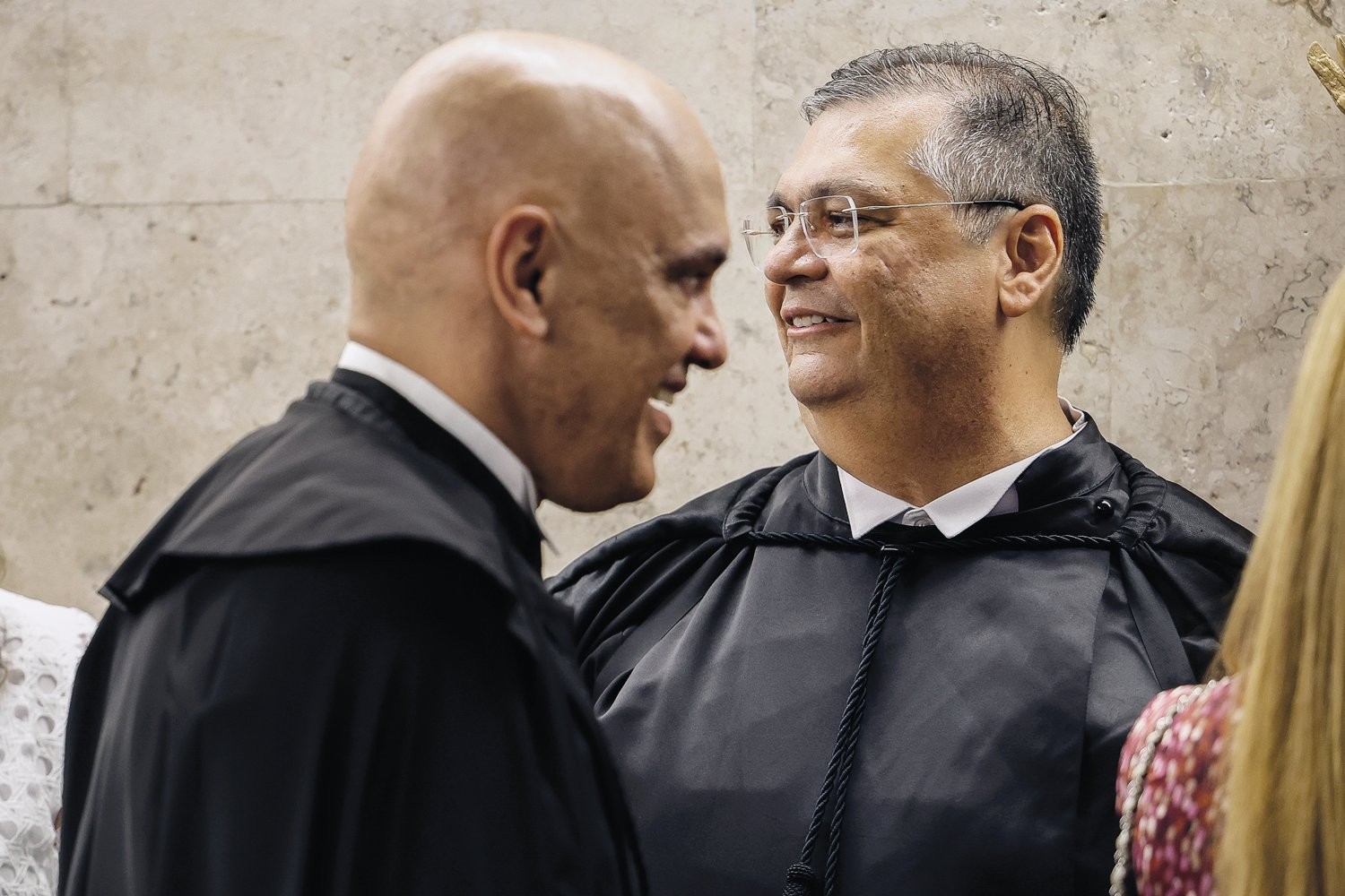 SENTEN&Ccedil;AS -&ensp;Moraes e Dino: decis&otilde;es do STF afetam as campanhas