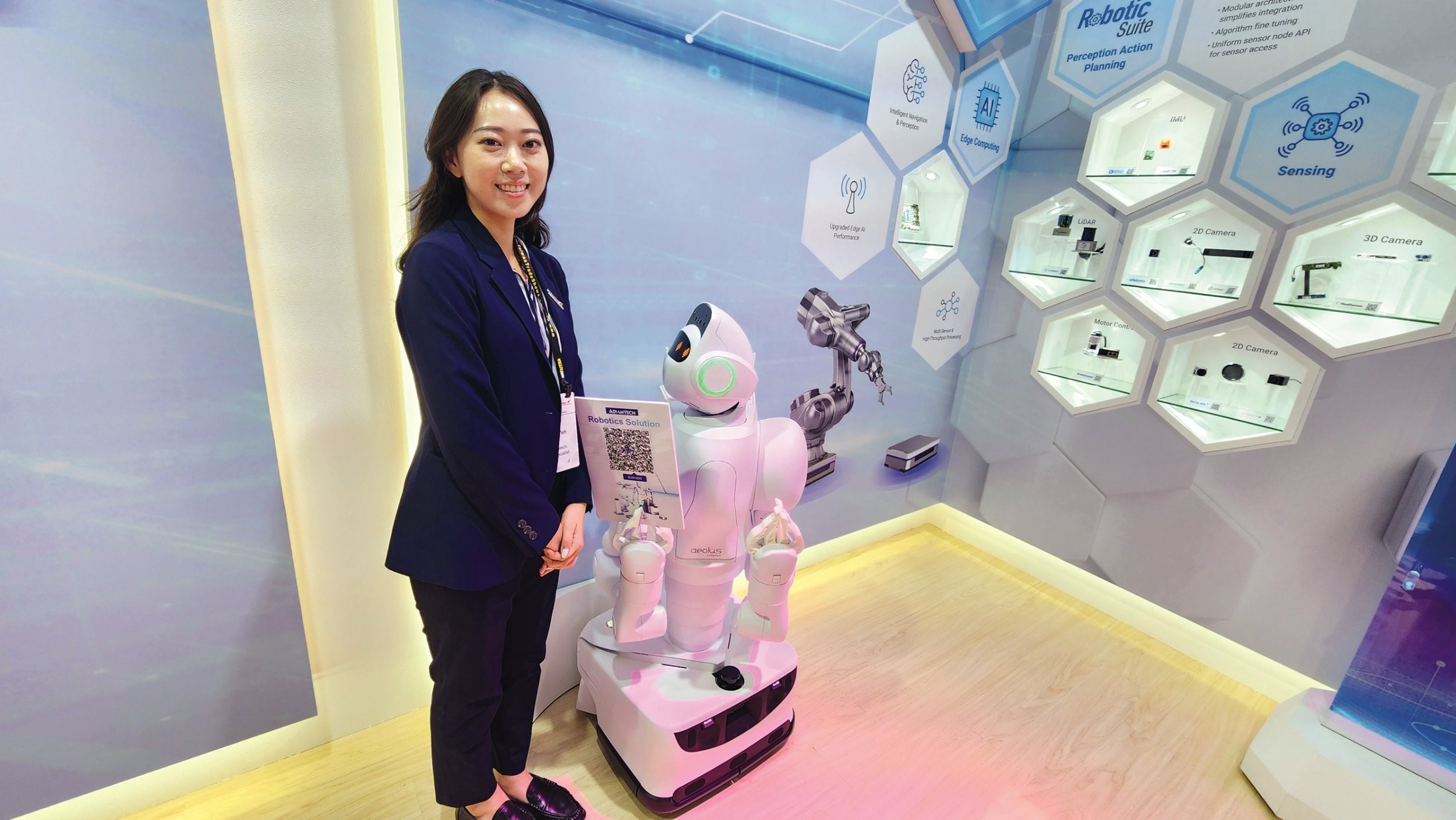 Michele Chau, funcion&aacute;ria da empresa de chips Silicon Power: ecossistema completo de tecnologia
