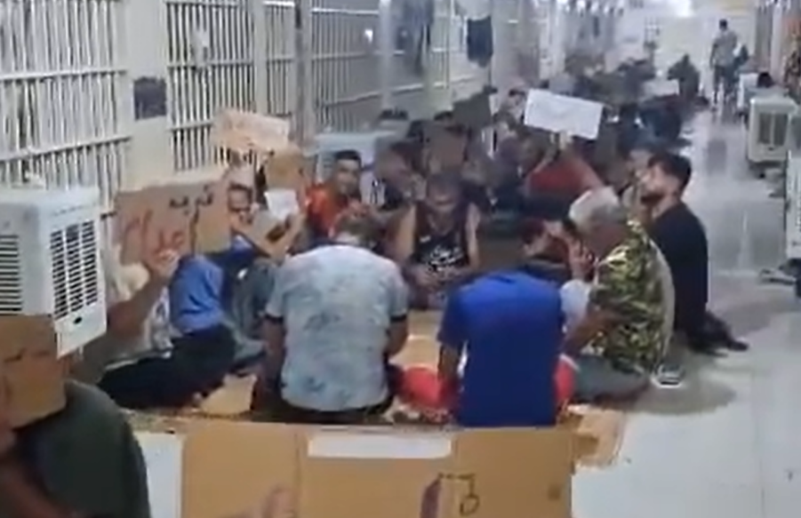 Maior prisão do Irã tem greve de fome contra execuções; detentos costuram os lábios