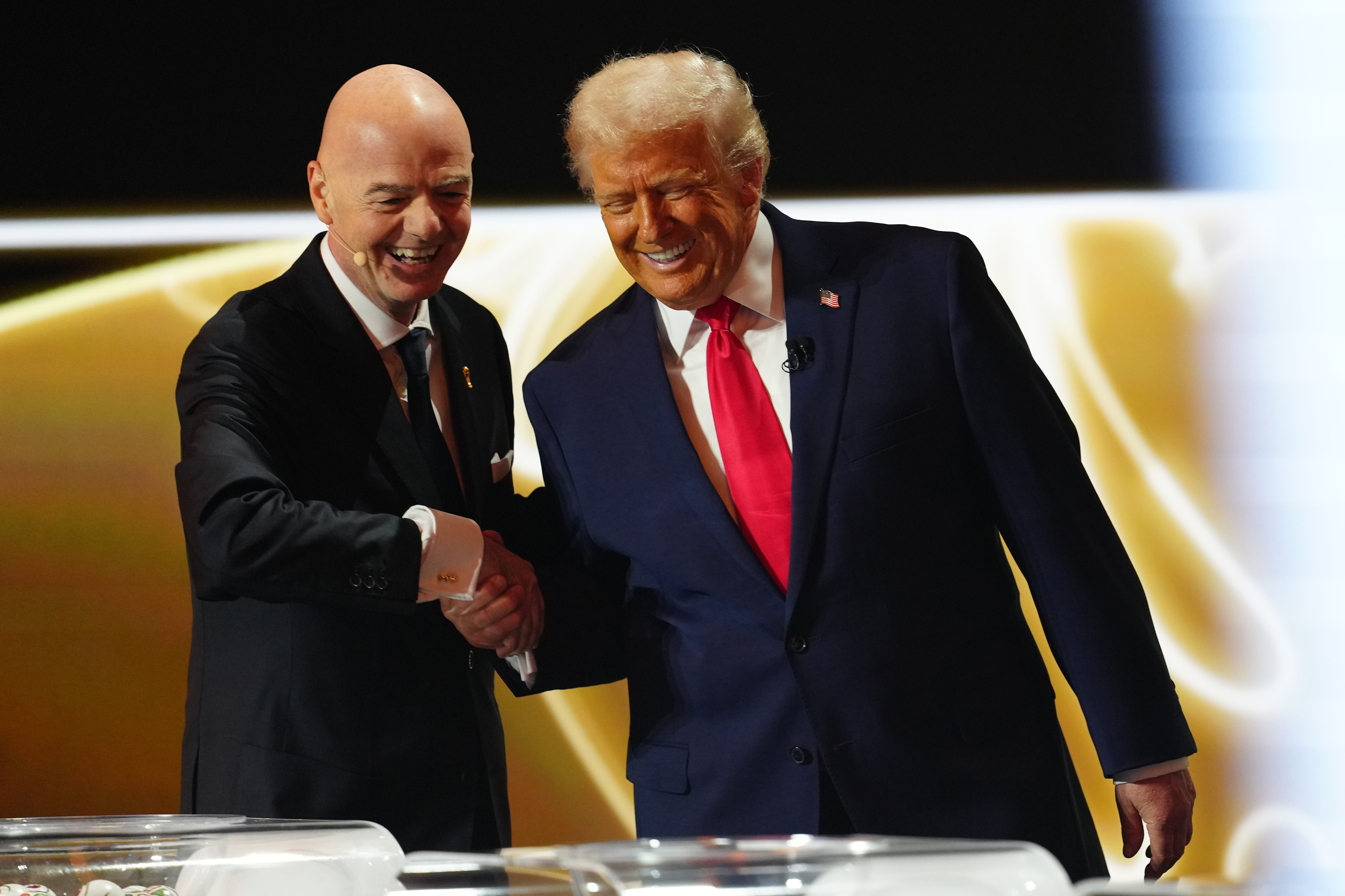Caso Balogun: interferência de Trump junto à Fifa gera 78,4% de menções negativas nas redes