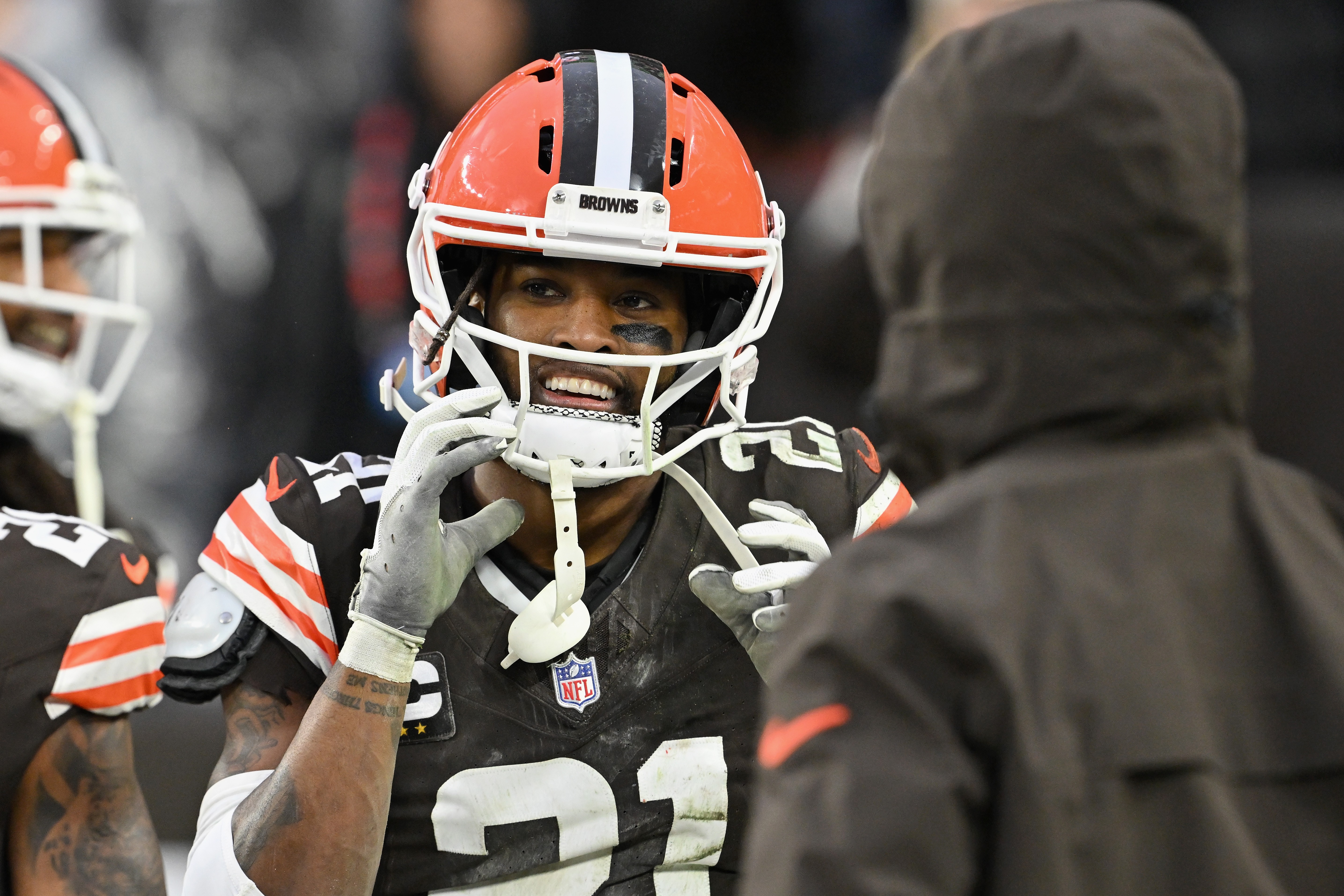 O defensor mais bem pago da NFL: aos 29 anos, 62,2 milhões de dólares