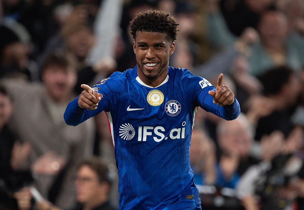 Manchester United está perto de contratar Andrey Santos junto ao Chelsea