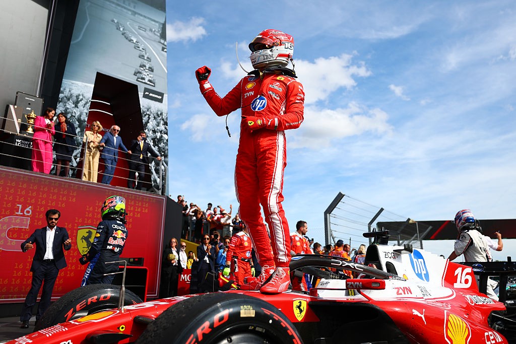 Caos em Silverstone: Leclerc vence primeira na temporada e Bortoleto pontua pela Audi