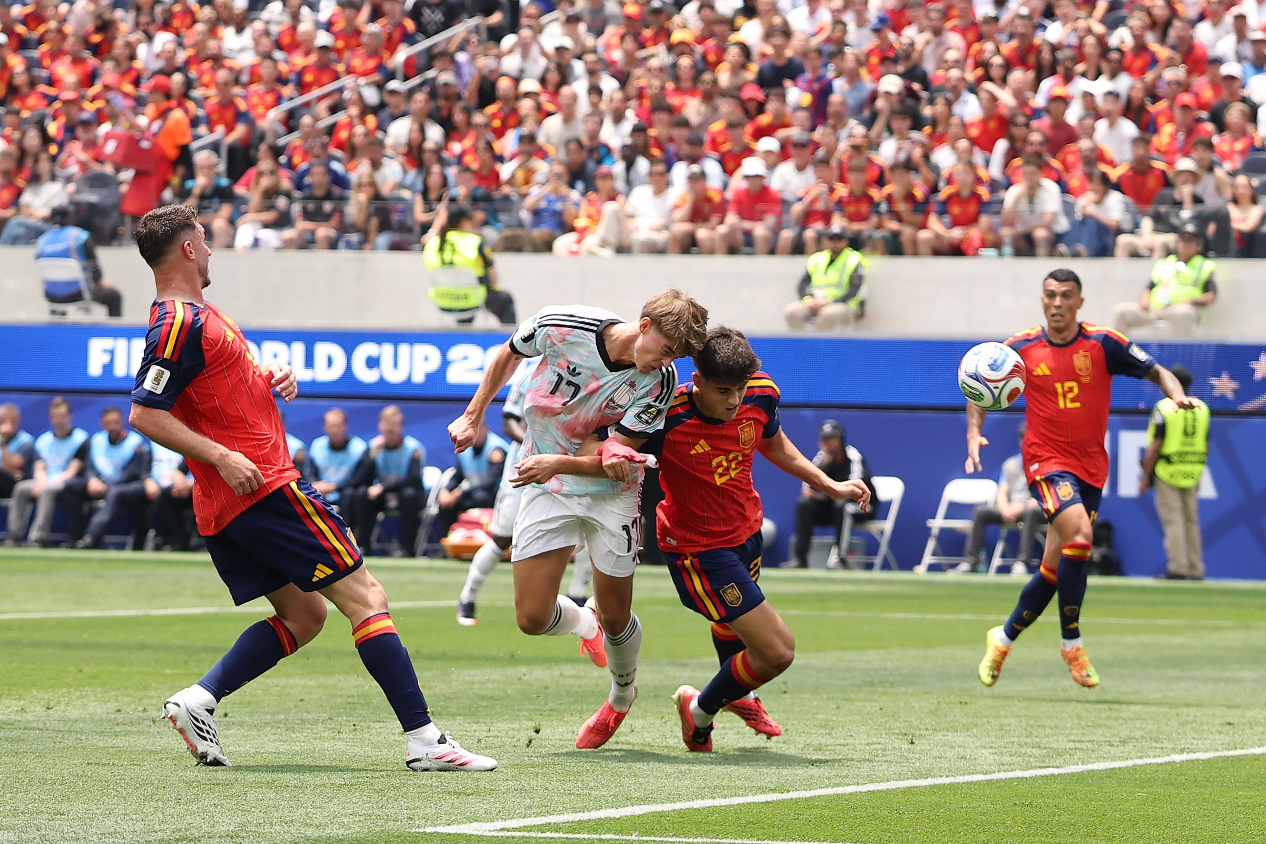 Espanha se classifica para a semifinal, mas recorde da seleção chega ao fim