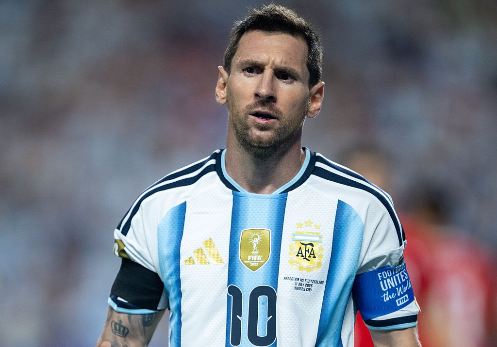 Messi doa quase R$ 500 mil após incêndios devastarem região de Madri