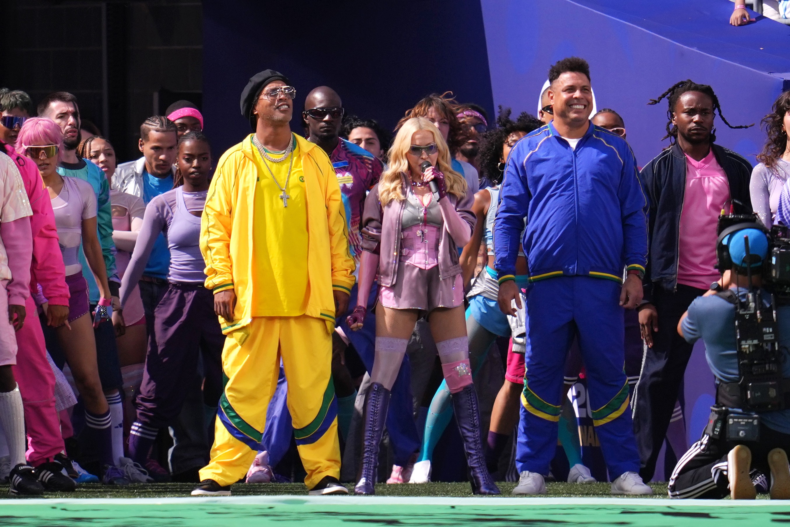 O valor recebido por Madonna e Justin Bieber em show na final da Copa