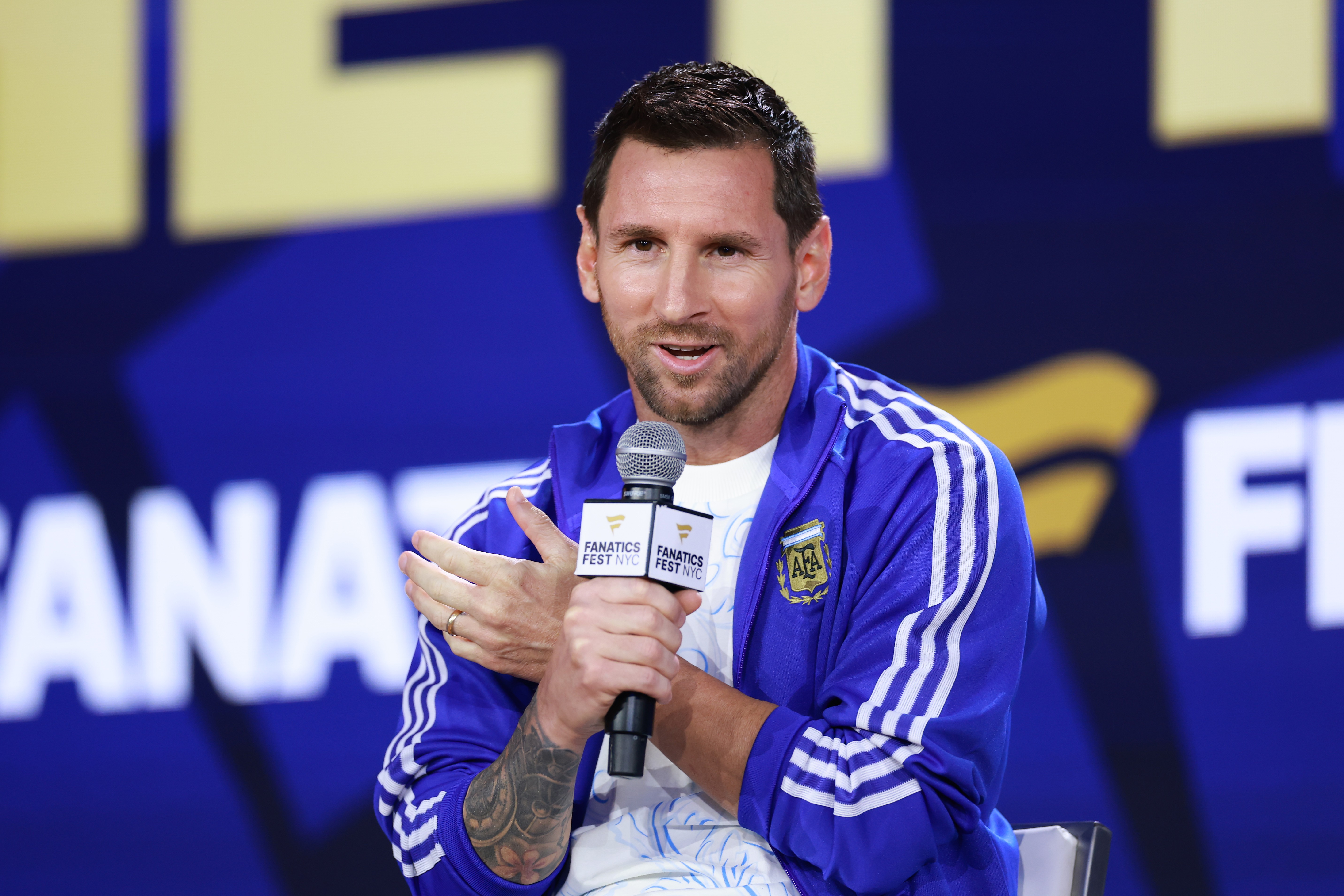 O que Messi disse sobre foto com Yamal bebê antes do reencontro na final da Copa
