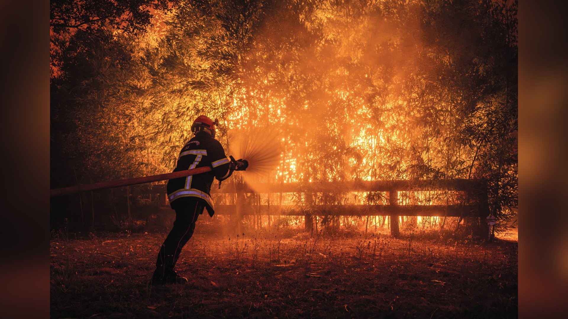 Ativistas querem que petrolíferas paguem por incêndios na Europa