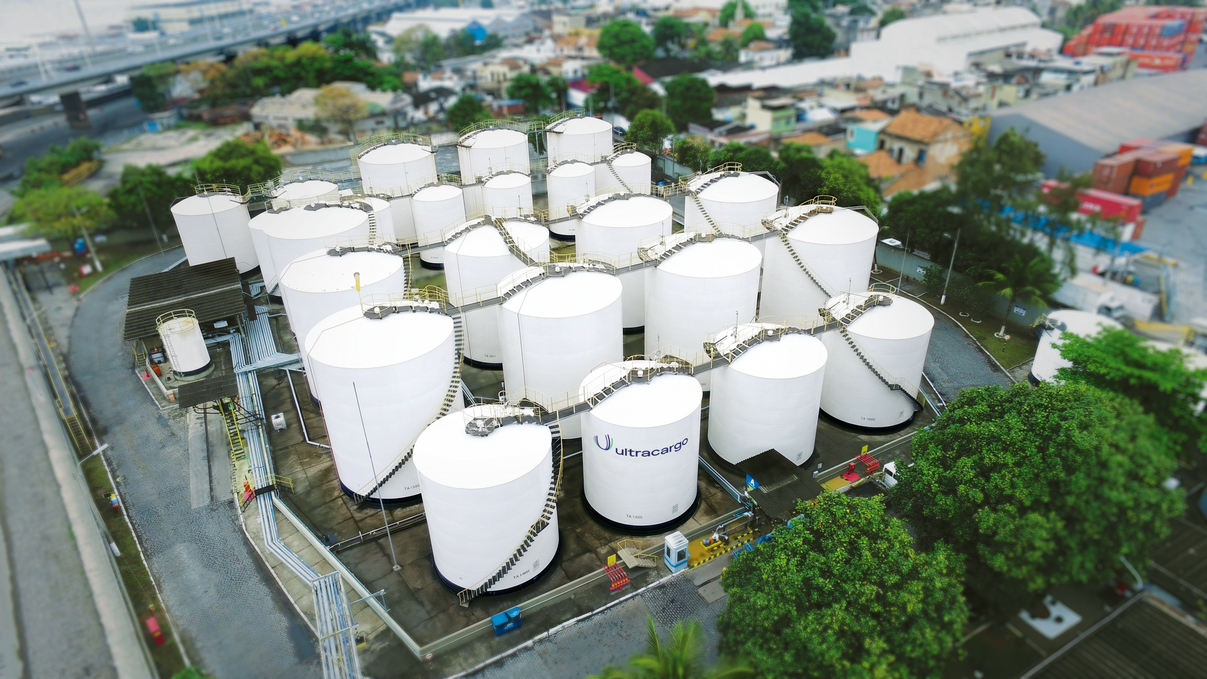 Ultracargo triplica movimentação de óleo lubrificante no Rio