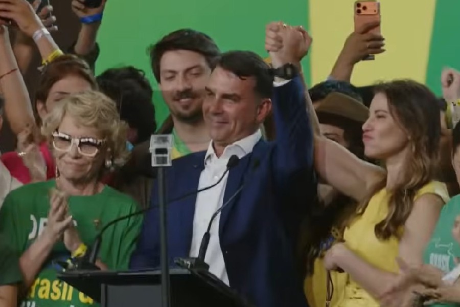 PL bate martelo em nome de Flávio Bolsonaro com vice indefinido e aceno às mulheres