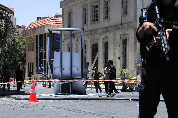 Explosões perto de hotel onde Macron está hospedado na Síria deixam ao menos 18 feridos