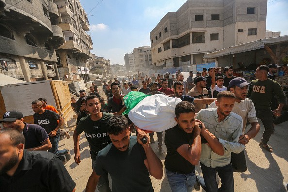 Ataque israelense em pleno funeral em Gaza deixa ao menos oito mortos