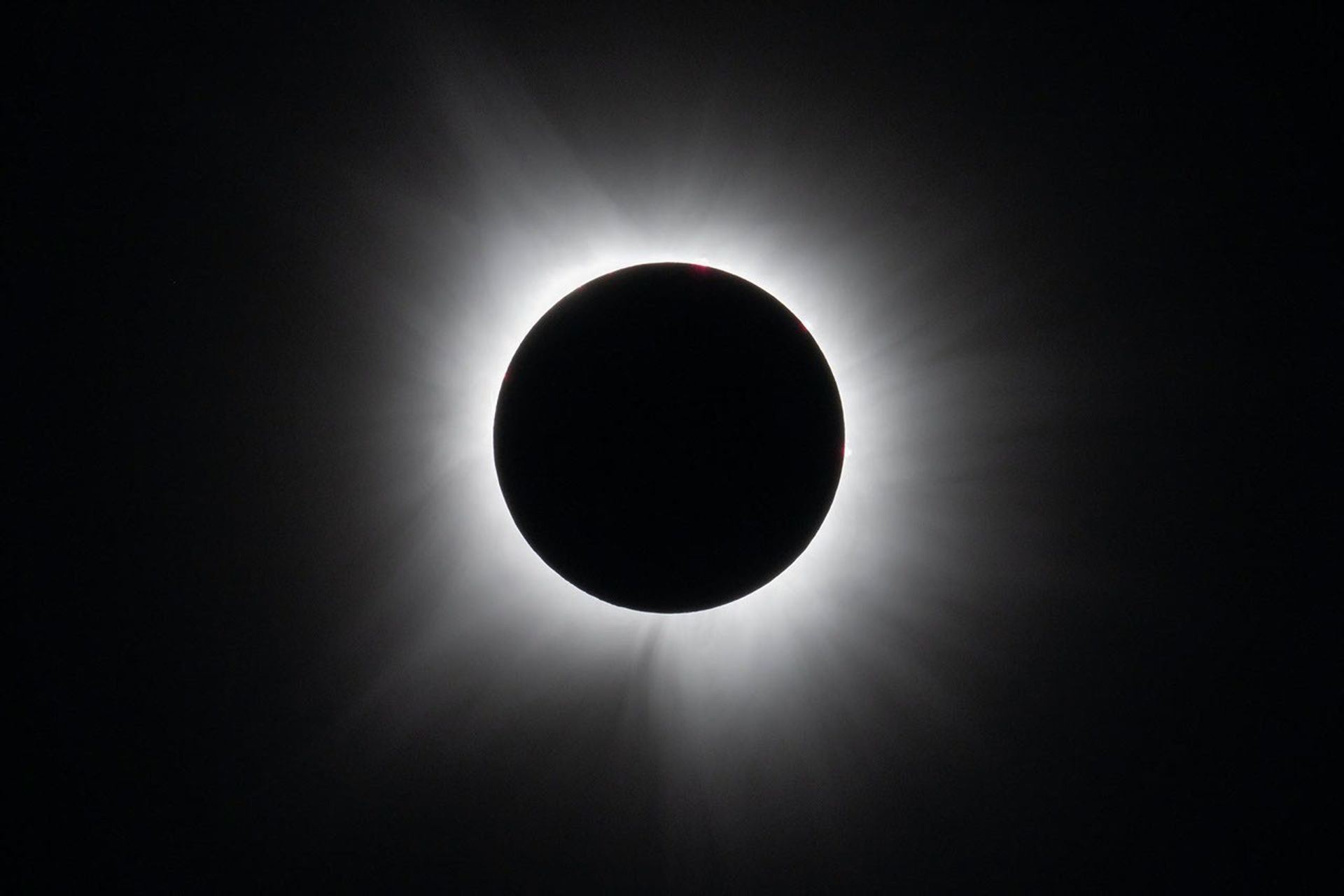 Descubra data e onde será possível ver o próximo eclipse total do Sol