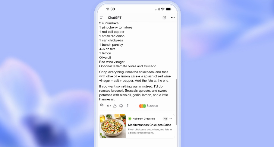 Um smartphone branco exibe a interface do ChatGPT com uma receita de salada mediterrânea de grão de bico. A tela mostra ingredientes como pepinos, tomates cereja, pimentão, cebola roxa, grão de bico, salsa, queijo feta, limão, azeite e vinagre de vinho tinto, além de instruções de preparo. Abaixo, há um anúncio de Mediterranean Chickpea Salad da Heirloom Groceries com uma imagem da salada. O fundo é um gradiente azul e roxo desfocado