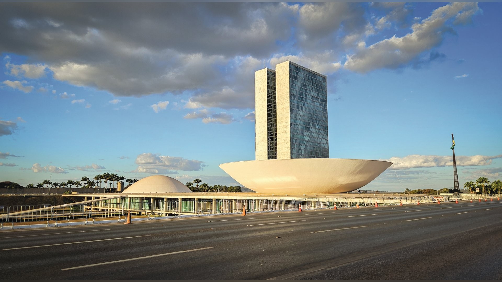 Renovação em xeque: os fatores que dificultam mudanças no Legislativo