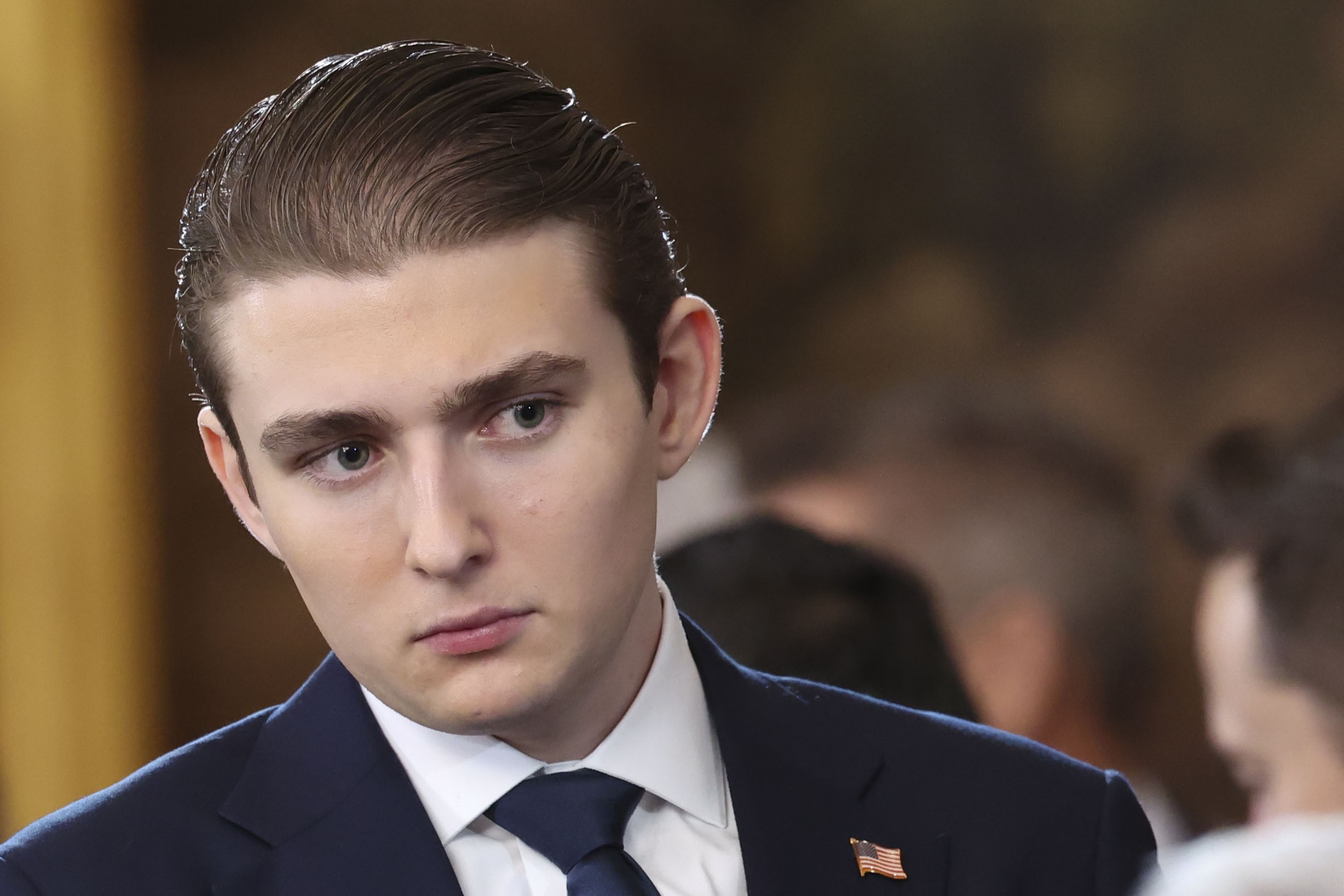 Isolado e ameaçado, Barron Trump vive dilemas de filhos de presidentes