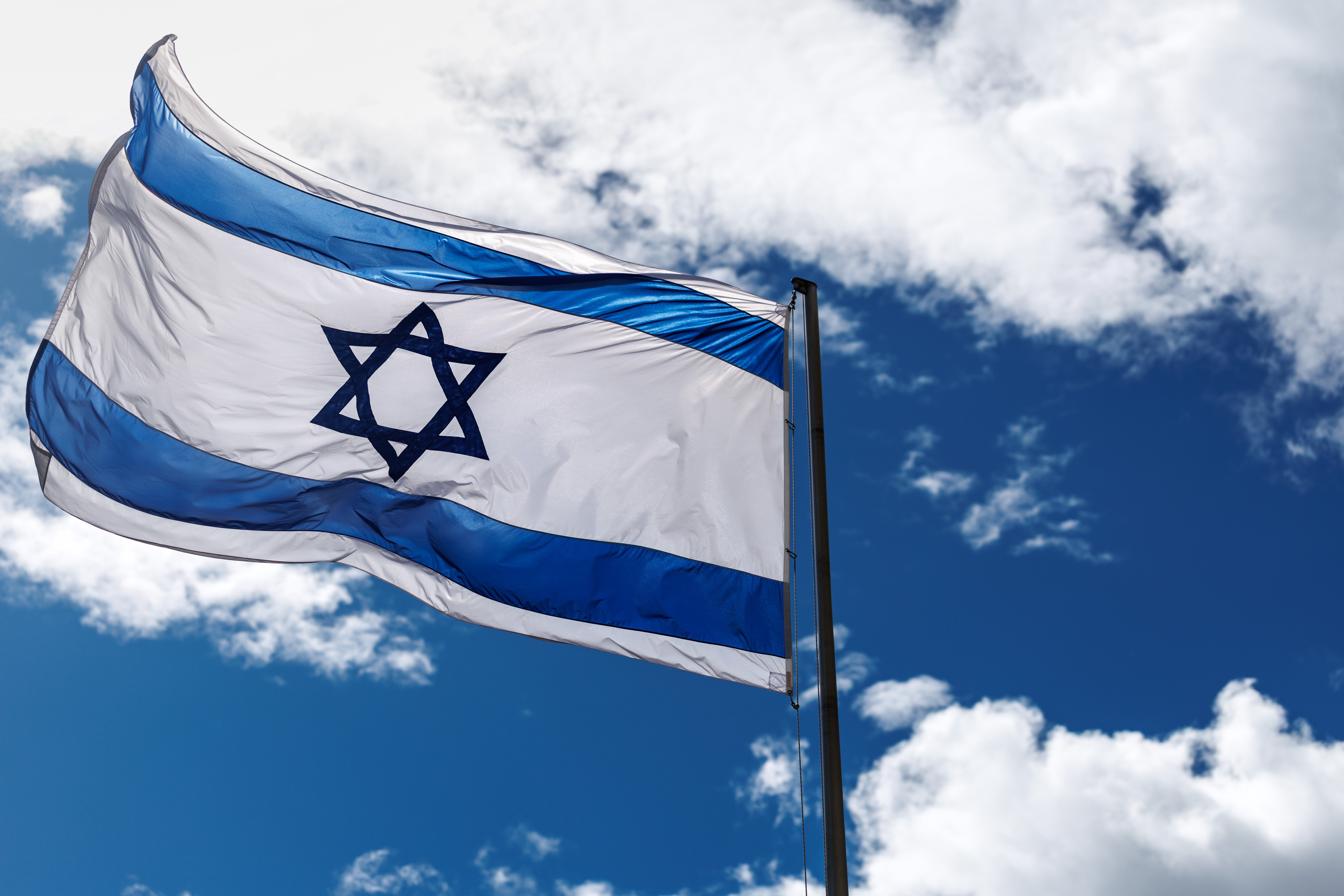 Israel ataca comandante do Hamas dentro de hospital em Gaza