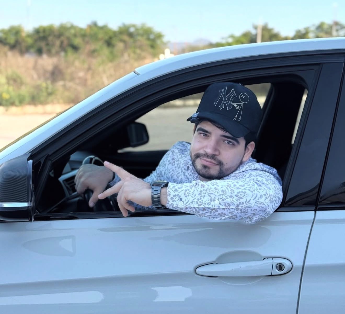 Influenciador mexicano com 600.000 seguidores é morto a tiros durante ‘live’