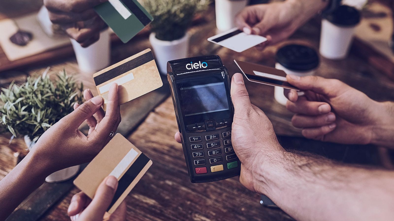 Altíssima renda já responde por 44% do dinheiro gasto no e-commerce