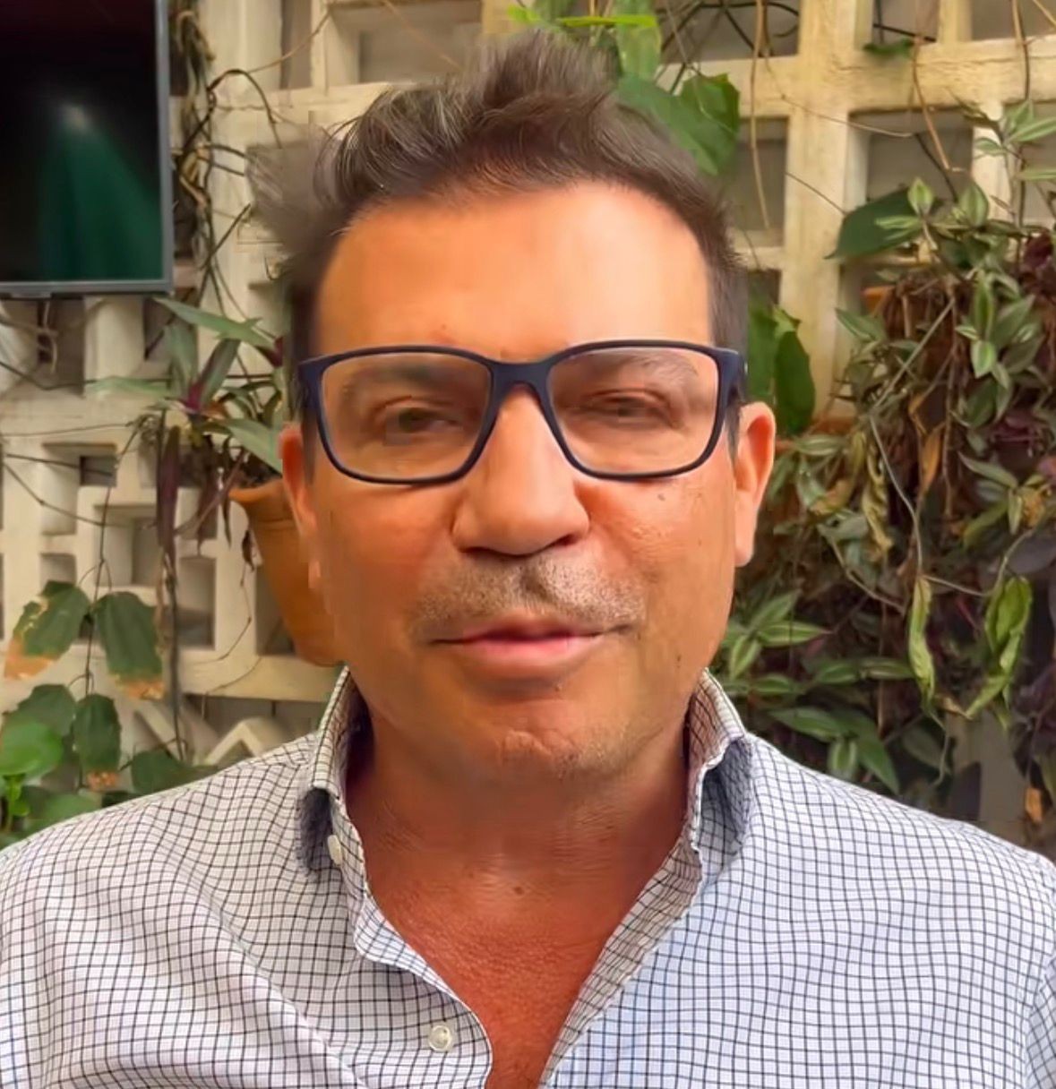 Ex-craque da seleção, Luizão é acusado de agredir namorada