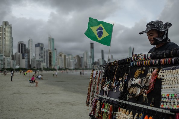 Condições de trabalho na América Latina melhoraram muito pouco em 30 anos, diz BID