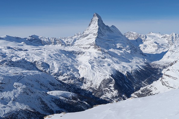 Degelo na Suíça revela corpos de alpinistas belgas desaparecidos desde 1992