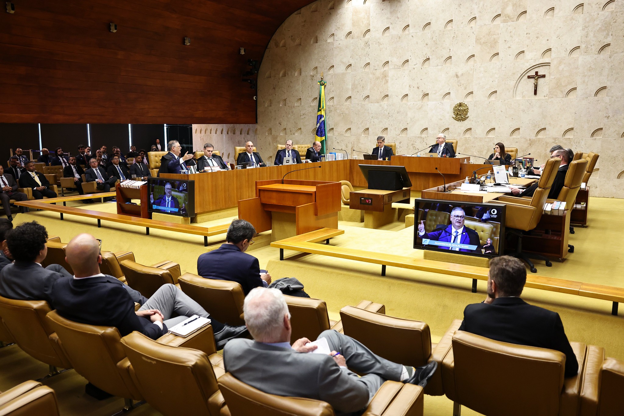 Cientista político alerta para riscos de Fla-Flu eleitoral via Supremo