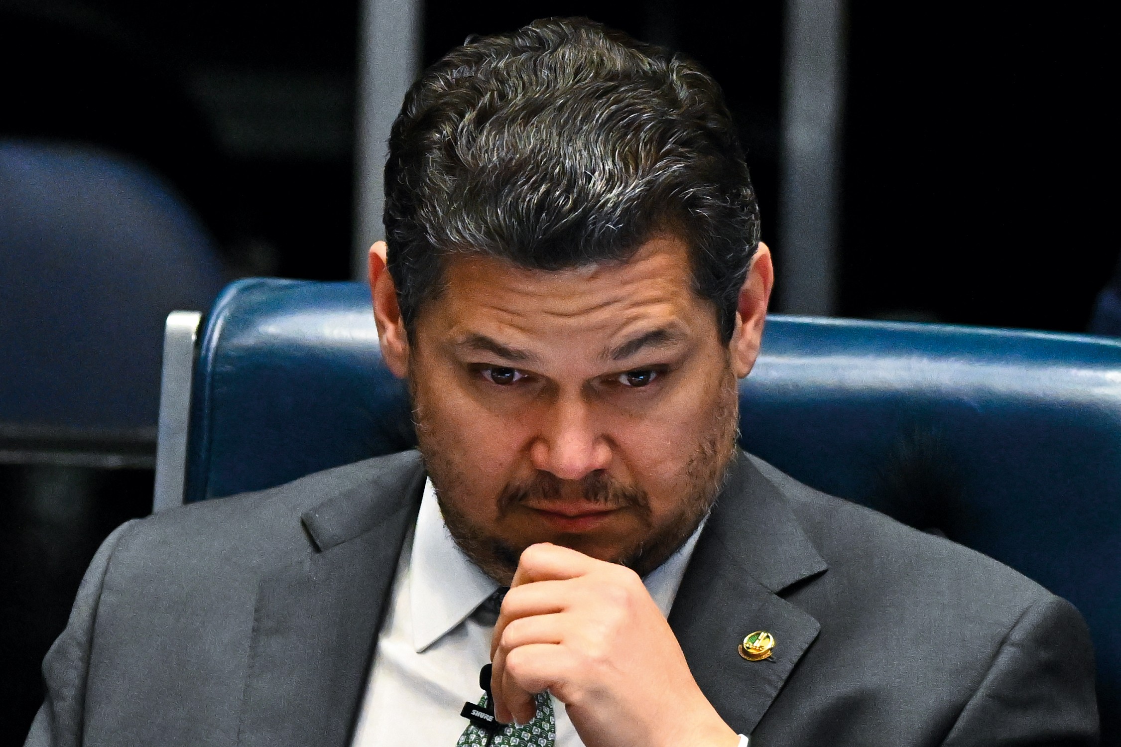 PRESSIONADO - Alcolumbre: dinheiro de Vorcaro no exterior e cobrança para pôr em votação o impeachment