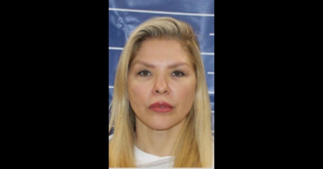 Presa por tortura, ‘Mãe Loira do Funk’ trocou de celular para tentar despistar polícia