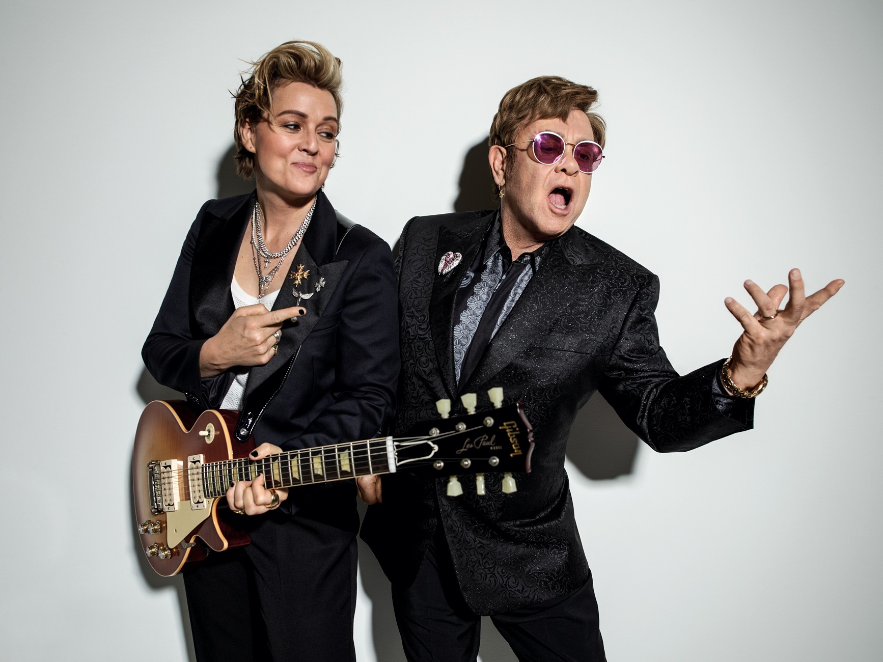 Elton John lançou seu clipe mais desinibido aos 78 anos