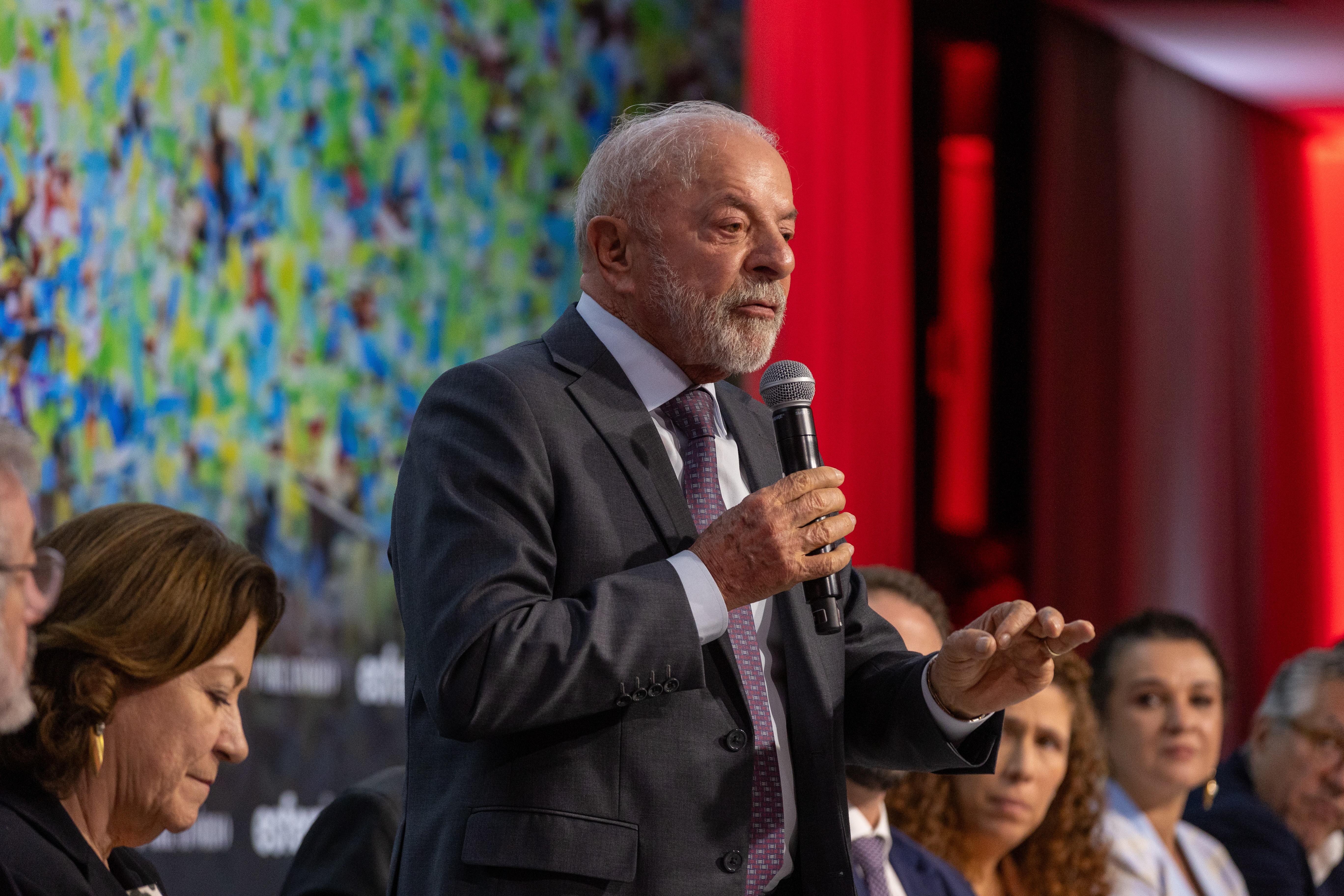 O novo aceno de Lula ao eleitorado feminino às vésperas do primeiro turno