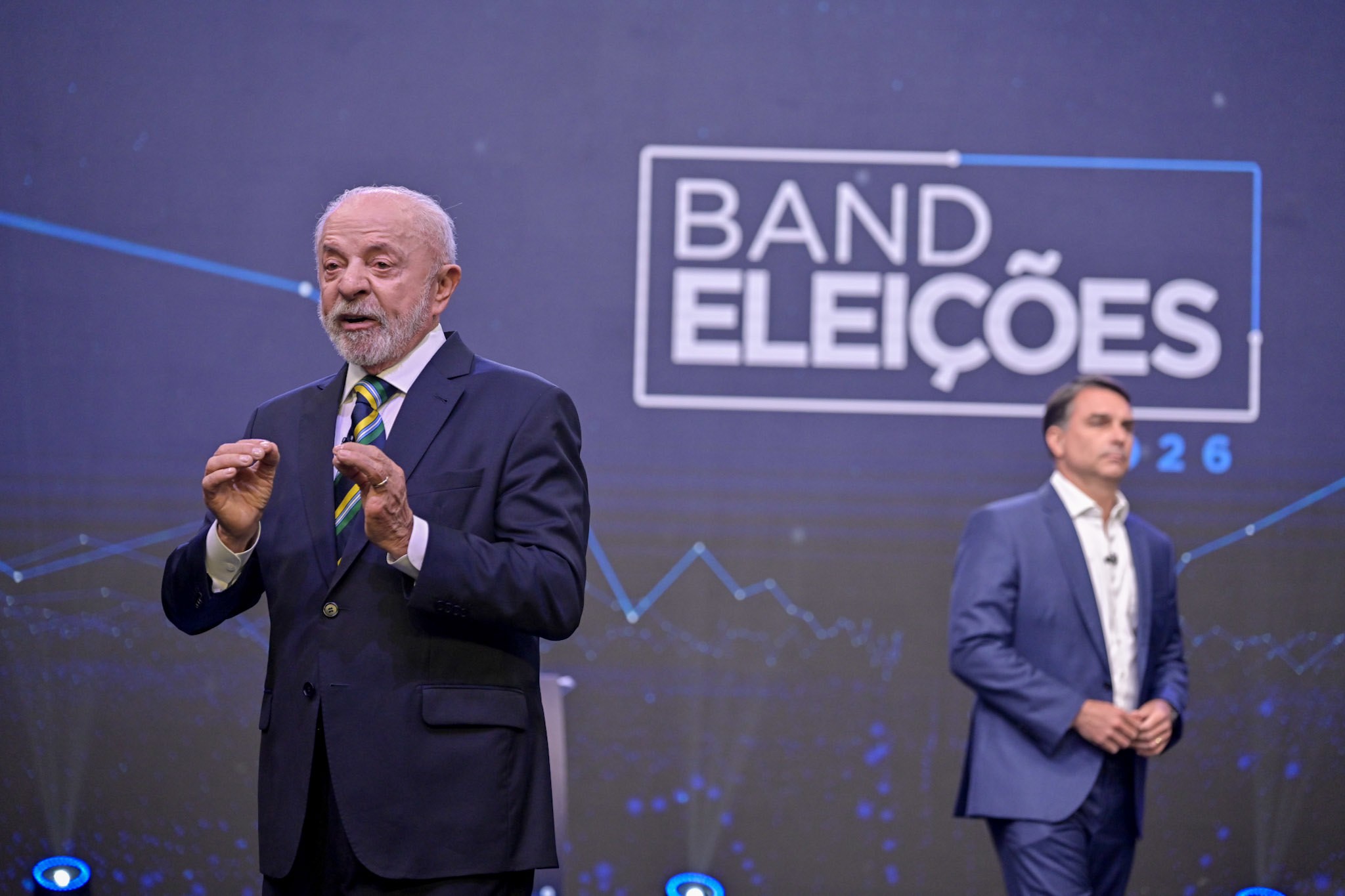 Lula reage, avança e empata com Flávio Bolsonaro a cinco dias da votação