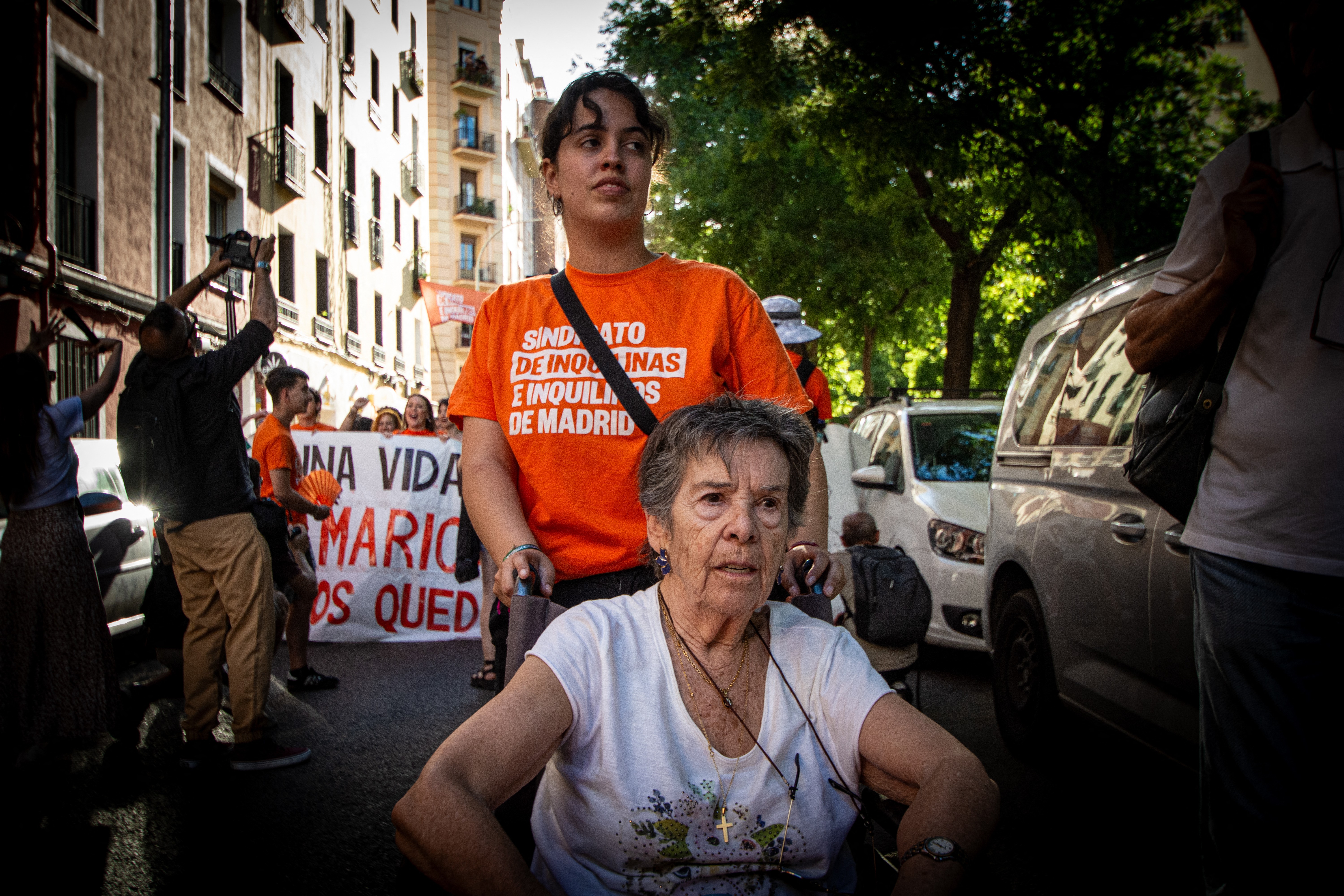 Morre aos 87 anos idosa que foi despejada e virou símbolo de protestos na Espanha