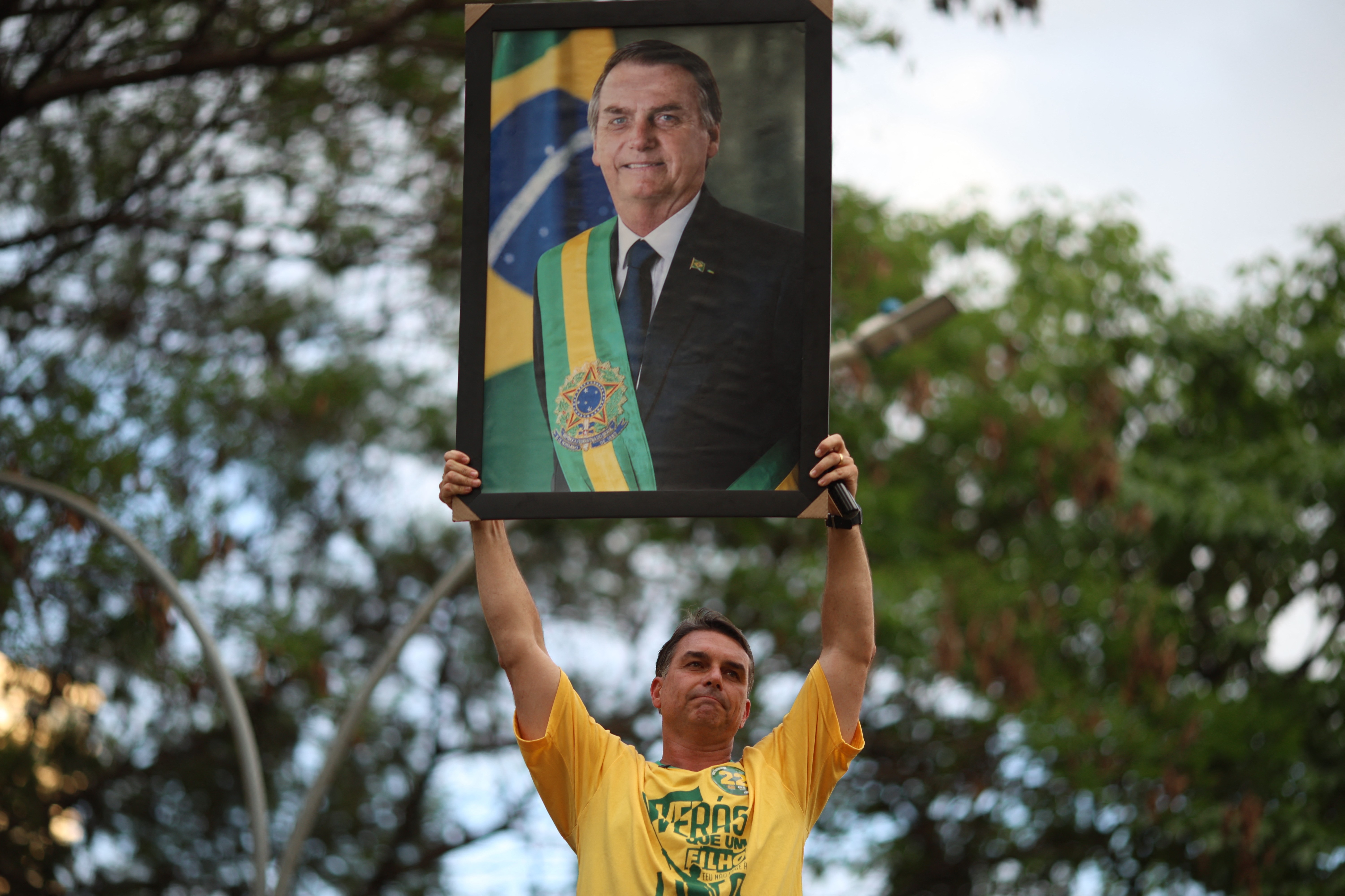 ‘Sonho’ de Damares e Valdemar? O que permitiria a Bolsonaro concorrer em 2030