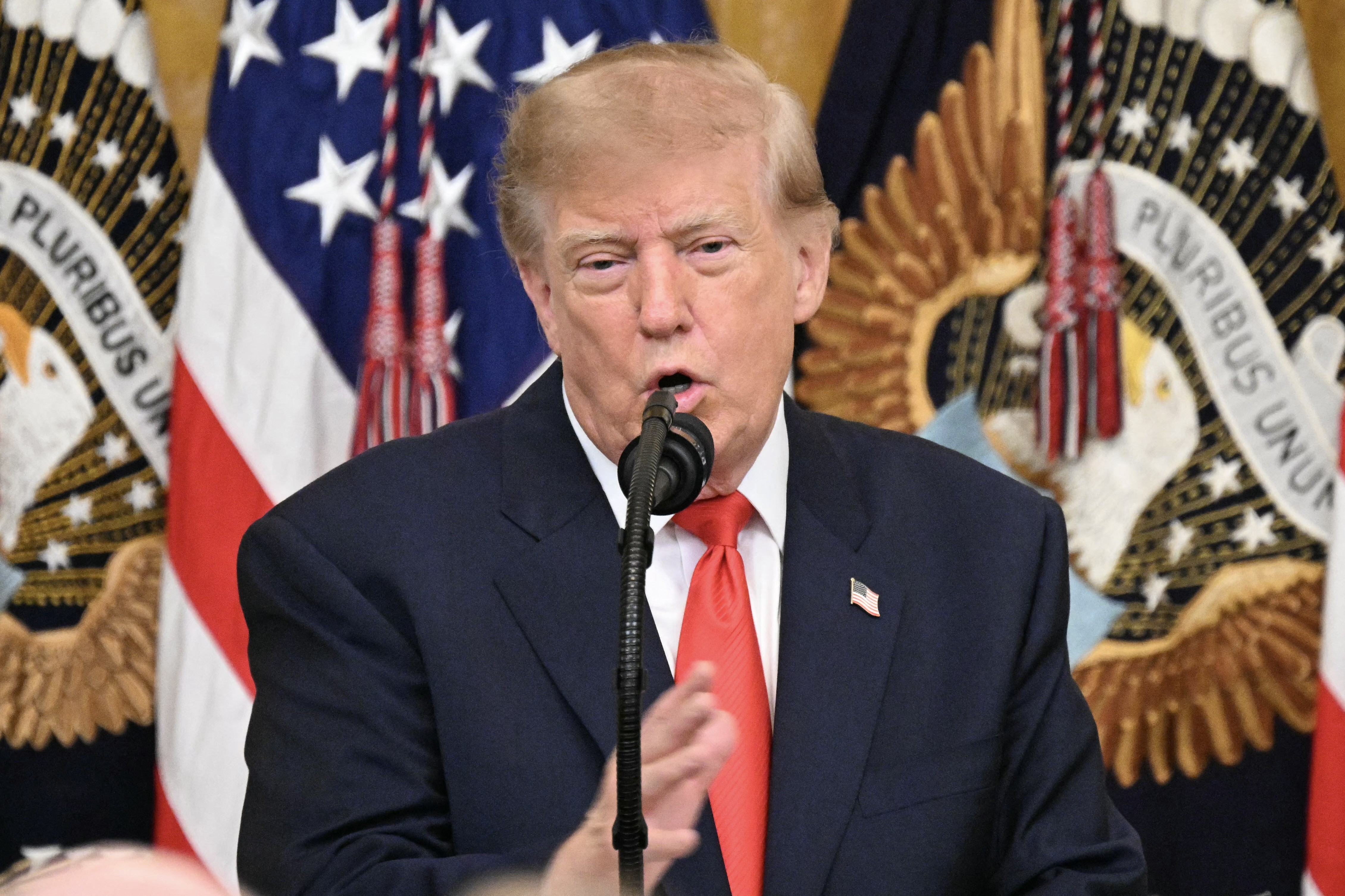 Trump afirma que iniciará ‘enorme exploração’ de petróleo, gás e minerais na Groenlândia