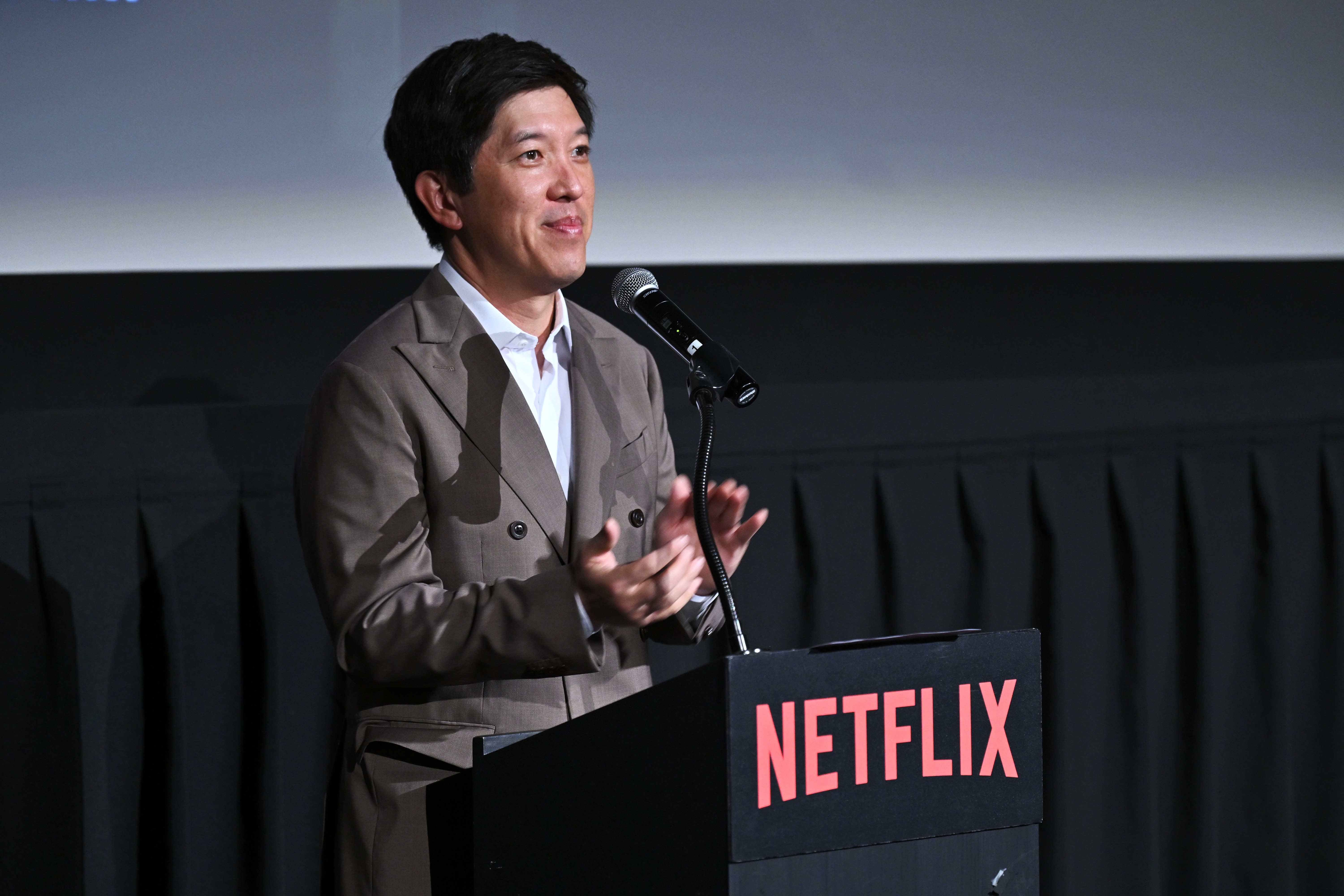 Netflix dispensa diretor em meio a onda de demissões