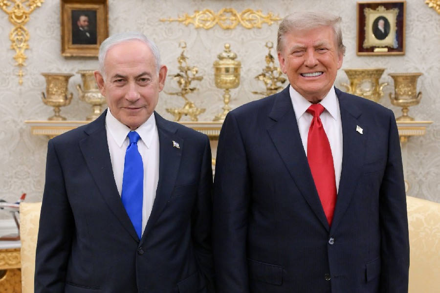 Às vésperas da eleição em Israel, Trump declara ‘apoio pleno e total’ a Netanyahu